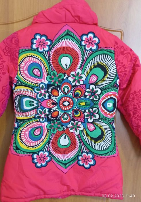 Маркови дрехи за момиче