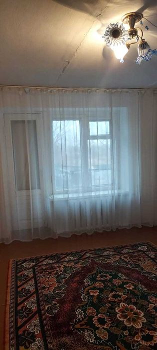 продам двухкомнатную квартиру