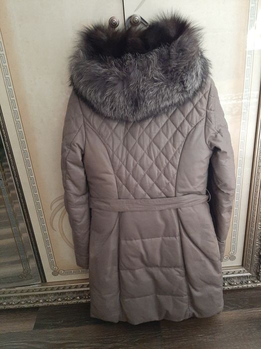 Продам кожаный плащ пуховик