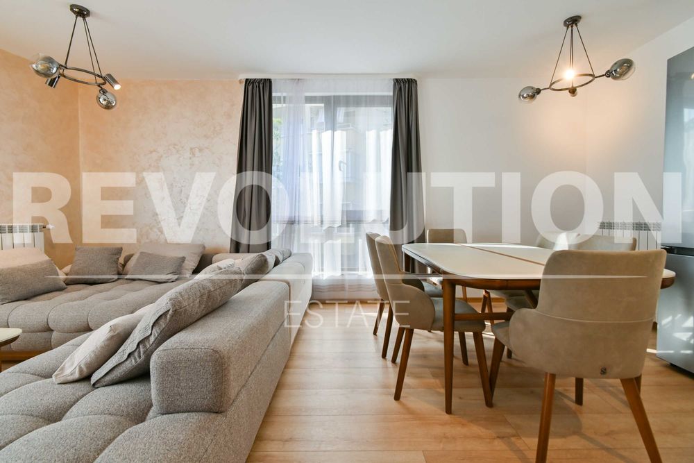 Дава се под наем Тристаен апартамент в София, Павлово - 130 кв.м за 1200 € - Снимка #1