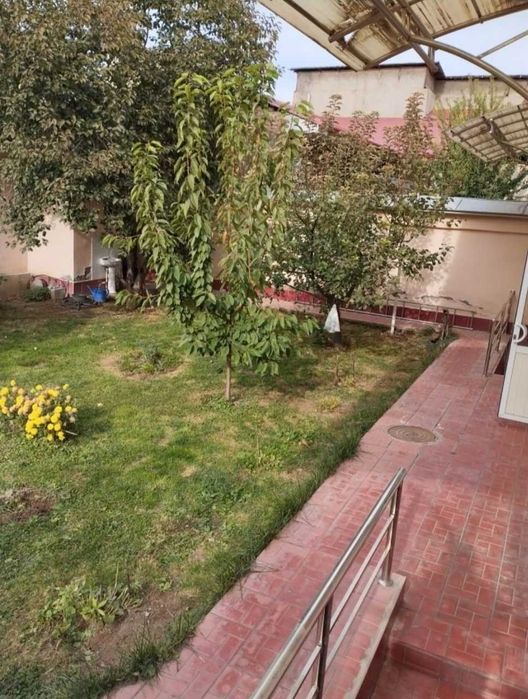 Юнусабад участок продаётся.Срочно!