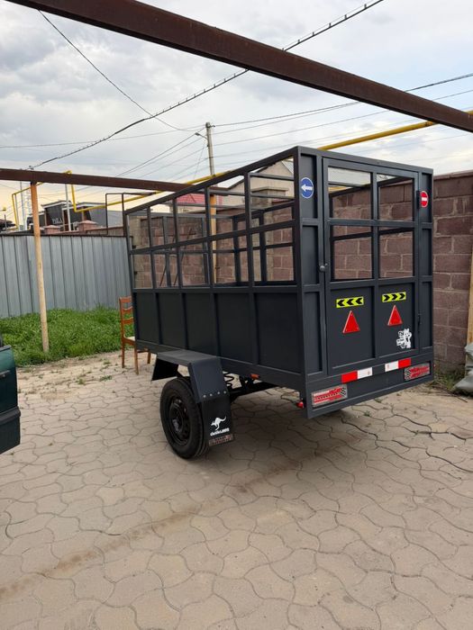 Прицеп сатылады.