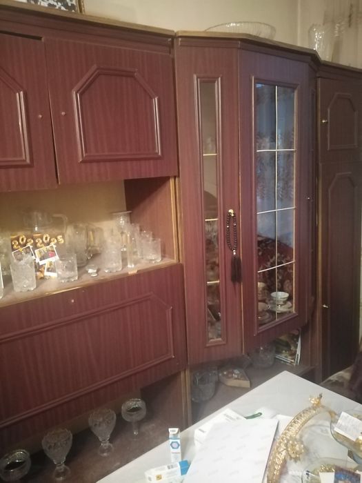 Stenka shkof sotiladi