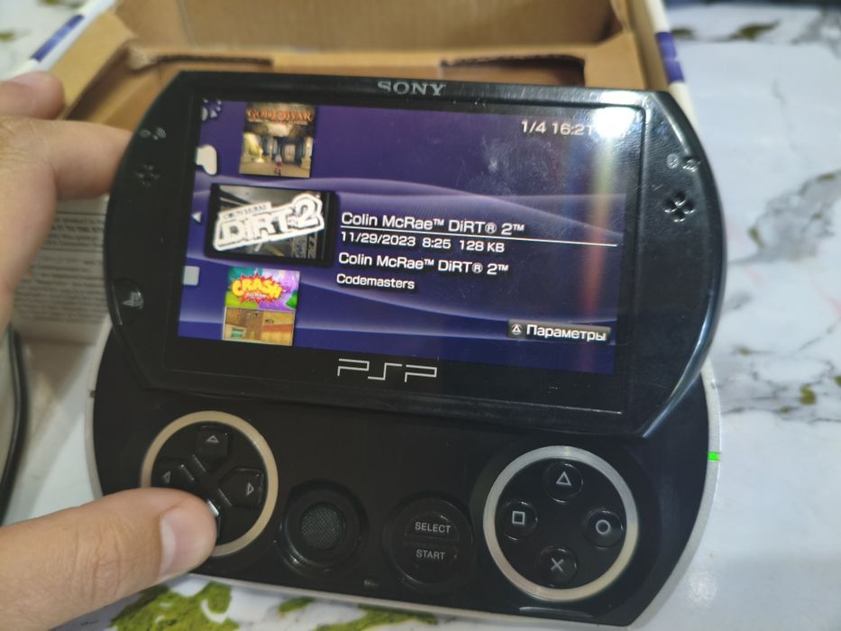 Sony PSP Go с кучей игр