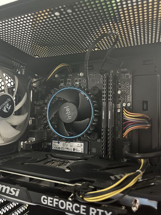 Kit i5 12400f corsair vengeance 32gb ram ddr4 Msi H510 M E