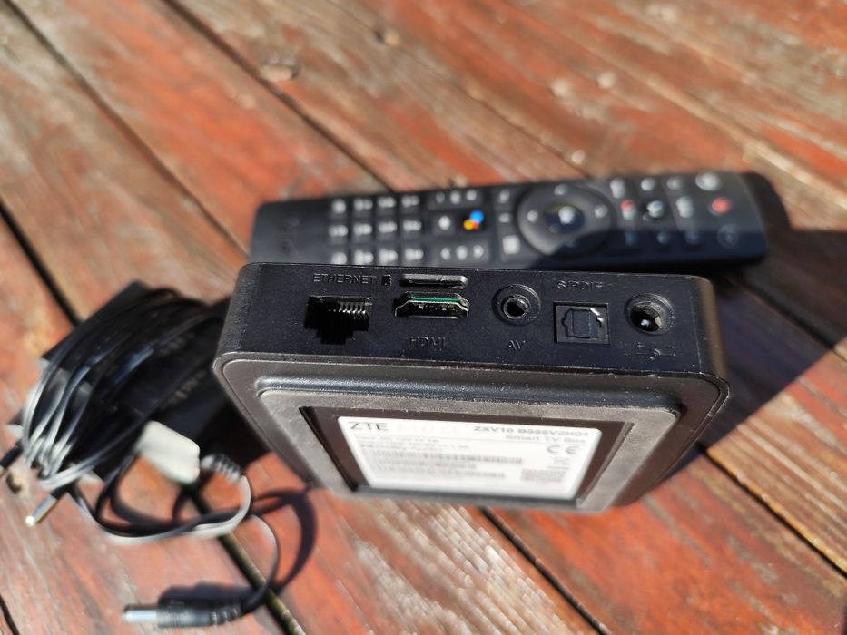 Yettel Smart TV Box / ZTE ZXV10 B866V2H01 / Отключен /