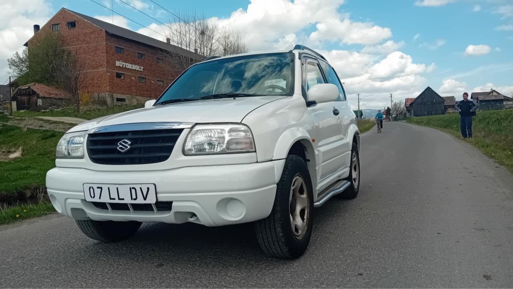 Suzuki grand  vitara 1.6 benzina