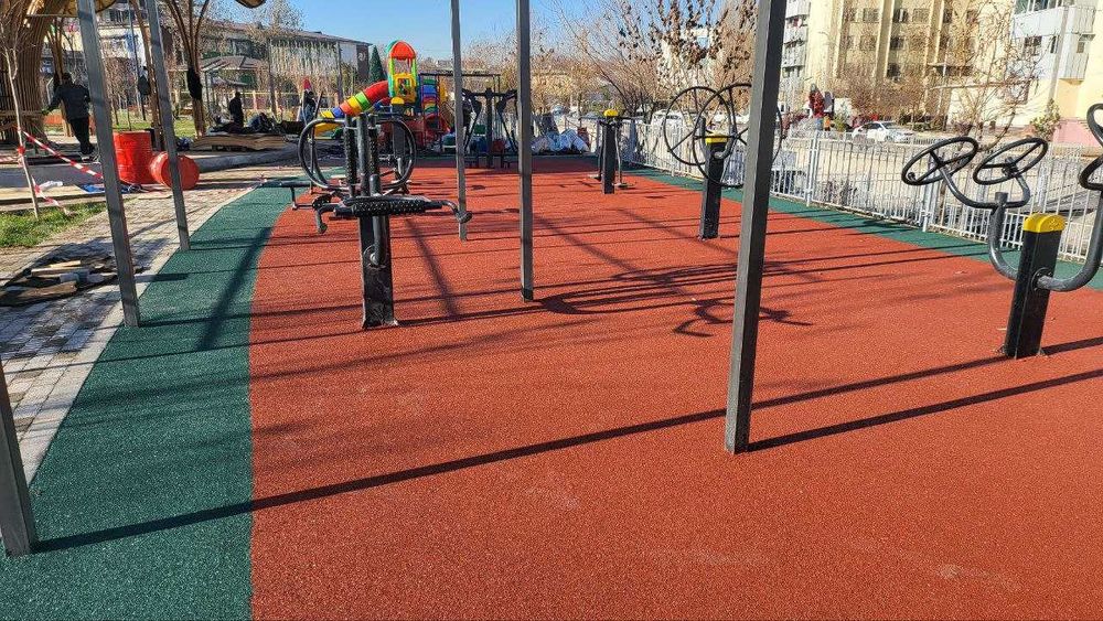 Bolalar maydanchalari uchun rezina qoplamlari