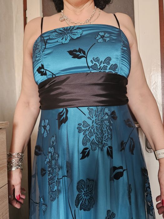 Луксозна официална рокля