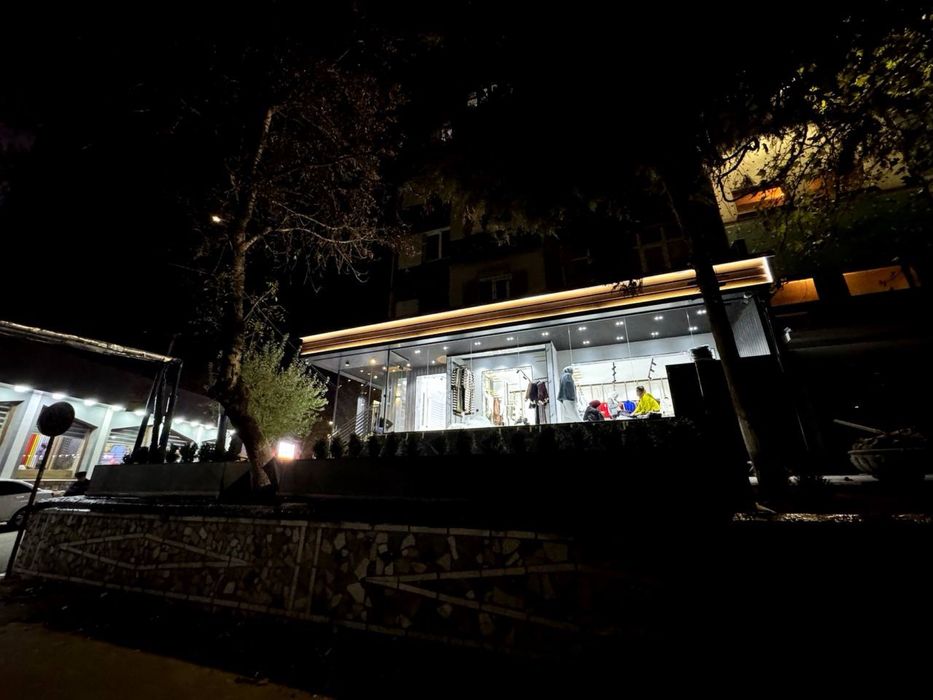 Продаю Чиланзар Метро Нежелое Помещения Вдоль Дороги Места Бомба 85м2