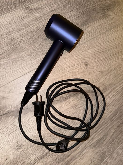 Dyson supersonic gift edition