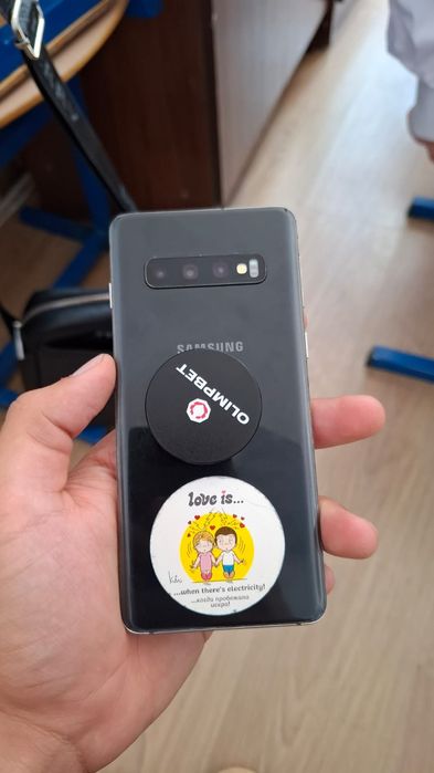 Самсунг S10 128g