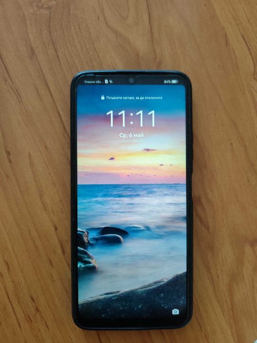 Продавам Huawei NOVA  Y 70 със смарт гривна  в отлично състояние