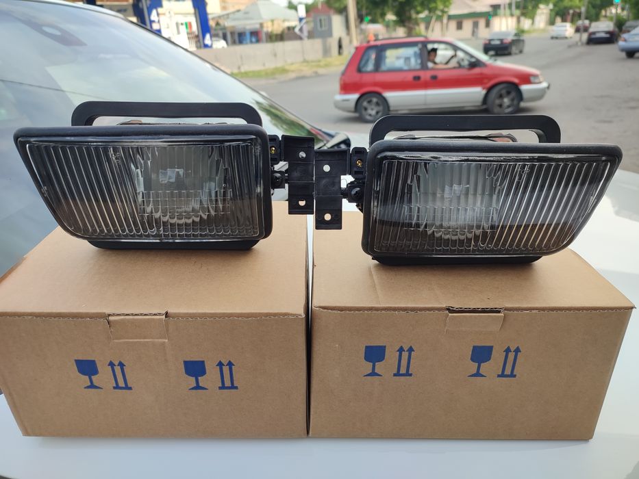 Туманки BMW E34 новые