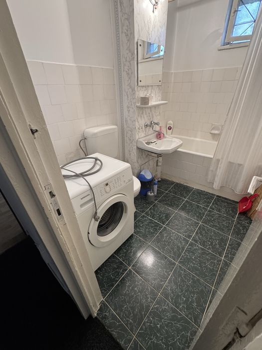Inchiriez apartamanet 3 camere Targu Neamt