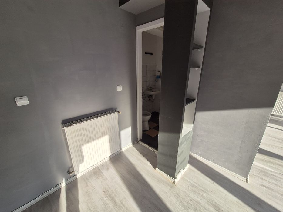 Inchiriez spatiu comercial