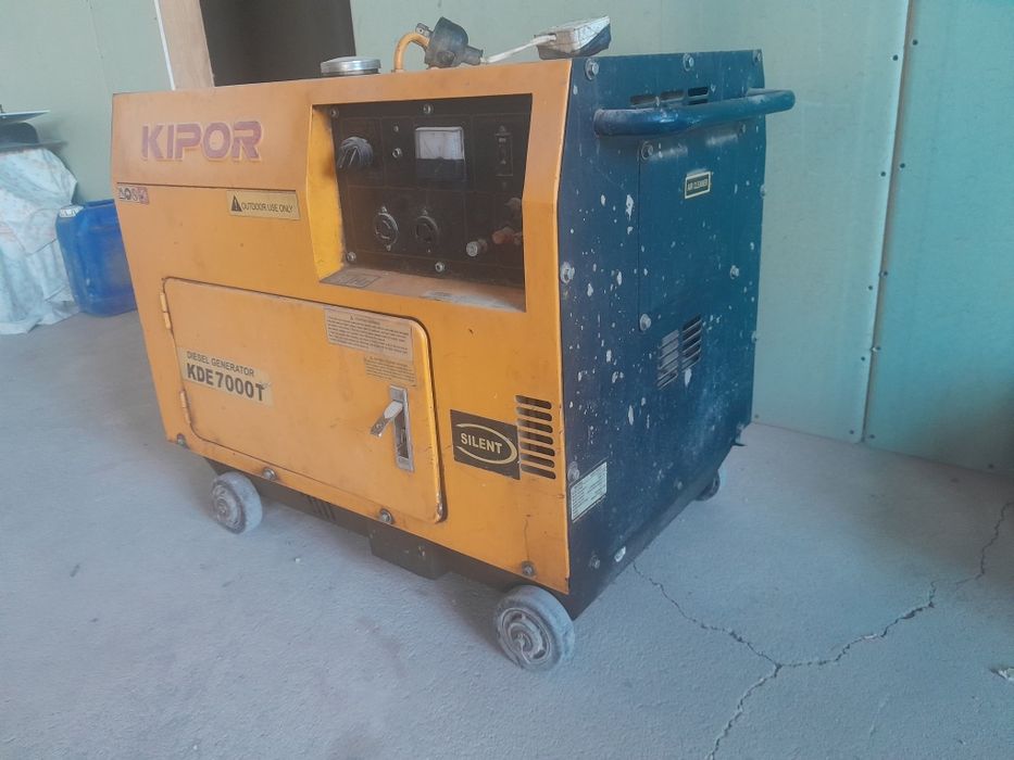 Dvijok generator sotiladi salyarkada ishlaydi