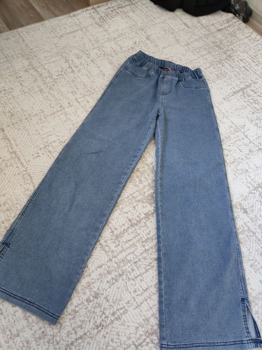 Срочно продам джинсы