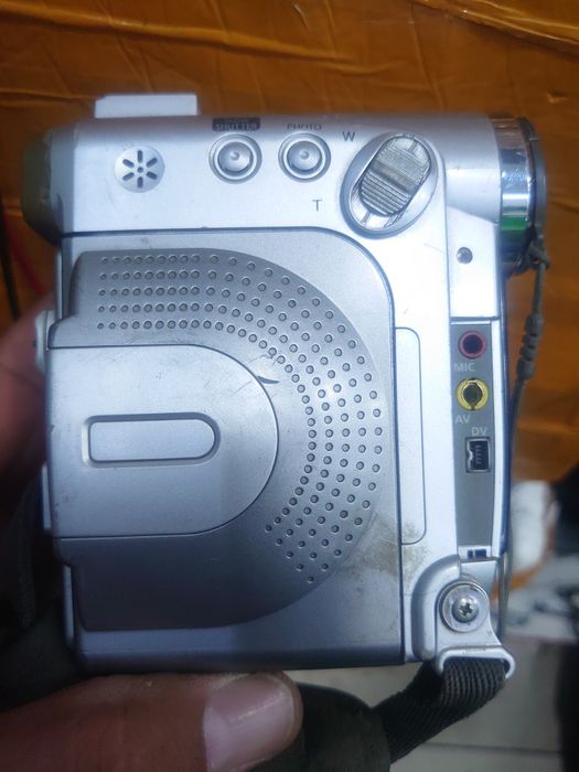 MiniDV камера Samsung VP-D200