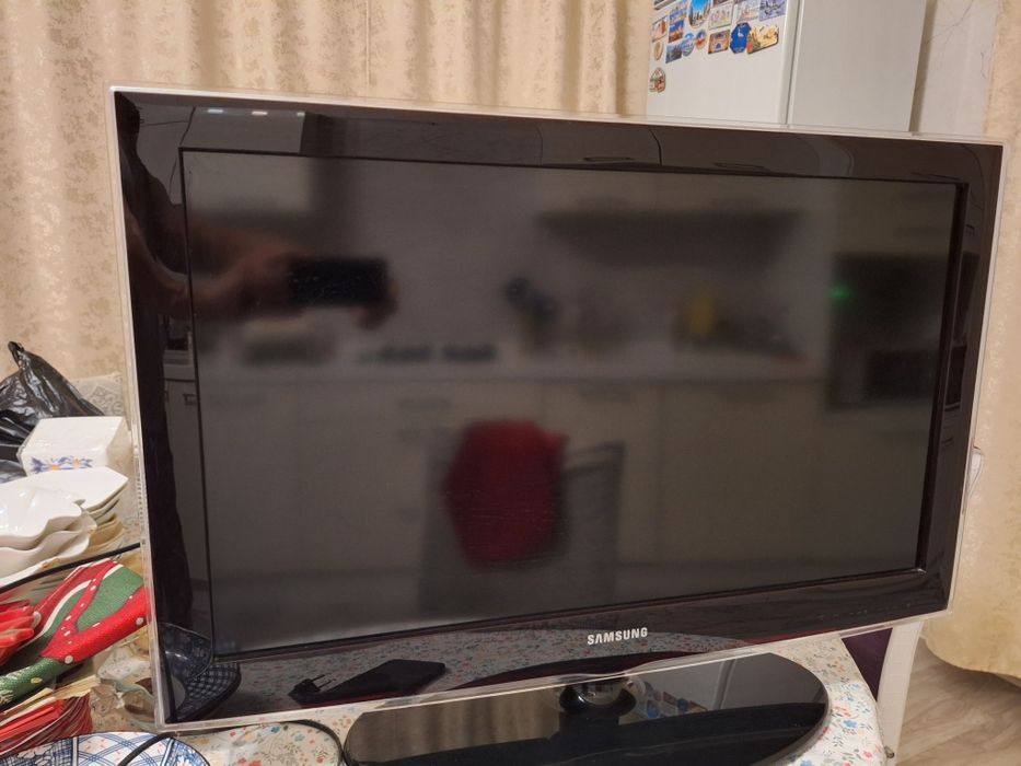 Продам телевизар LG 32.