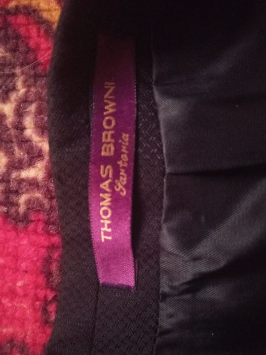 Пальто и брючный костюм