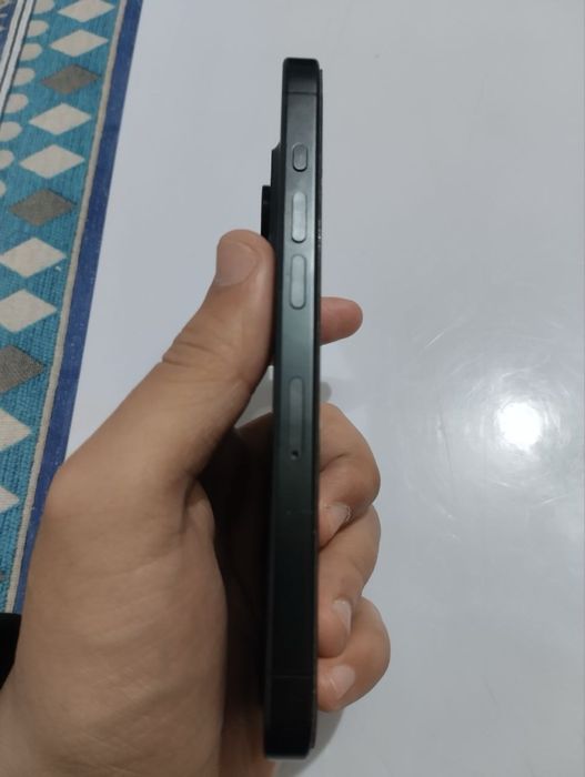 Айфон 15 про (128гб)