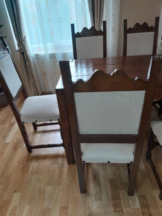 Masa cu 6 scaune lemn masiv