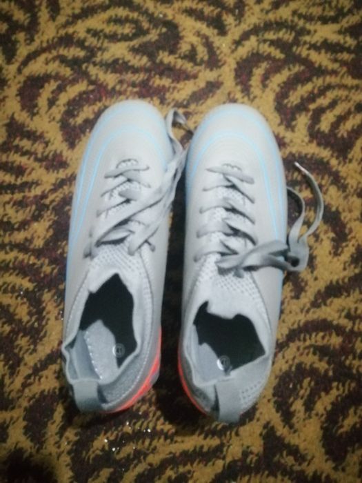 Butsi (Бутси) holat yangi