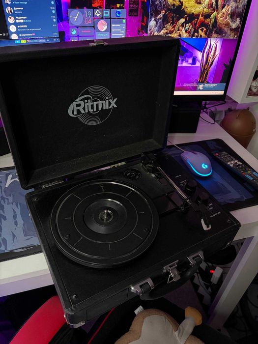 Виниловый проигрыватель Ritmix LP-120B