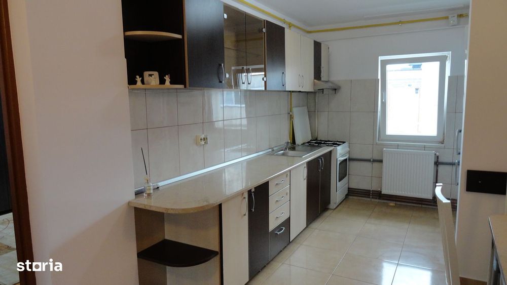 Apartament cu 2 camere decomandate strada Muncitorilor