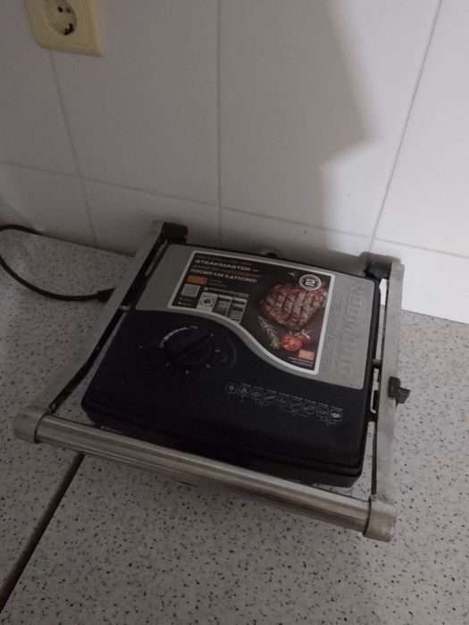 Продам грильницу