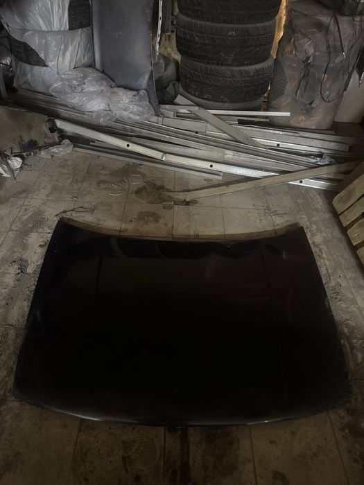 Продам капот Volkswagen Vento