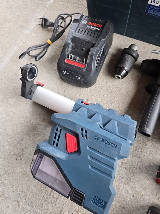 Bosch  GBH 18V-22 перфоратор