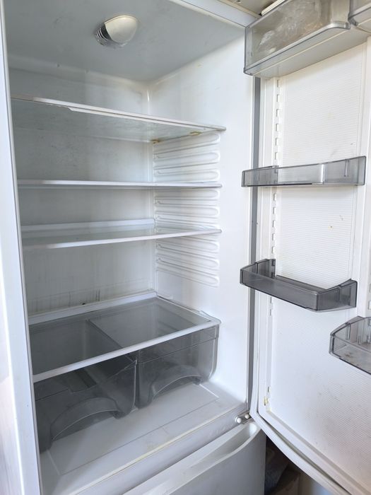 Продам холодильник б/у