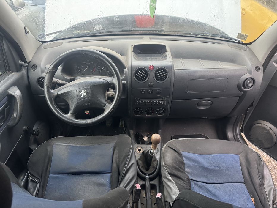 Peugeot partner 1.9d /пежо партнер 1.9д на части
