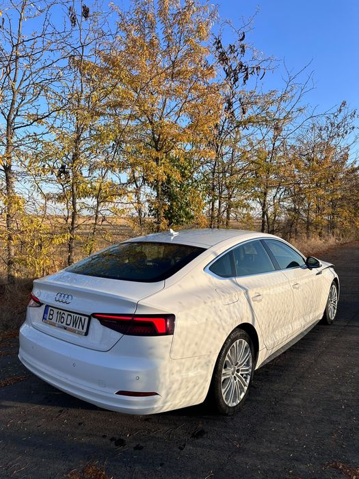 Audi a5 b9 2019 ușor avariat!!