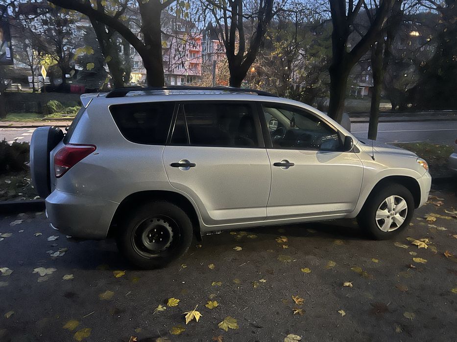 Гуми с джанти 215 70 16 дот 21 - от Рав 4