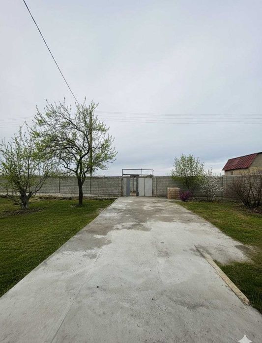 Parkent Dacha 6 sotix kadastr bor Дача Паркент 8 соток