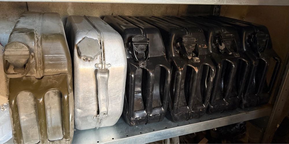 Канистры 20 литр