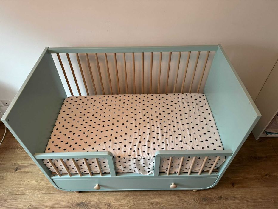 Patut bebe IKEA cu spatiu de depozitare + saltea ortopedica CADOU