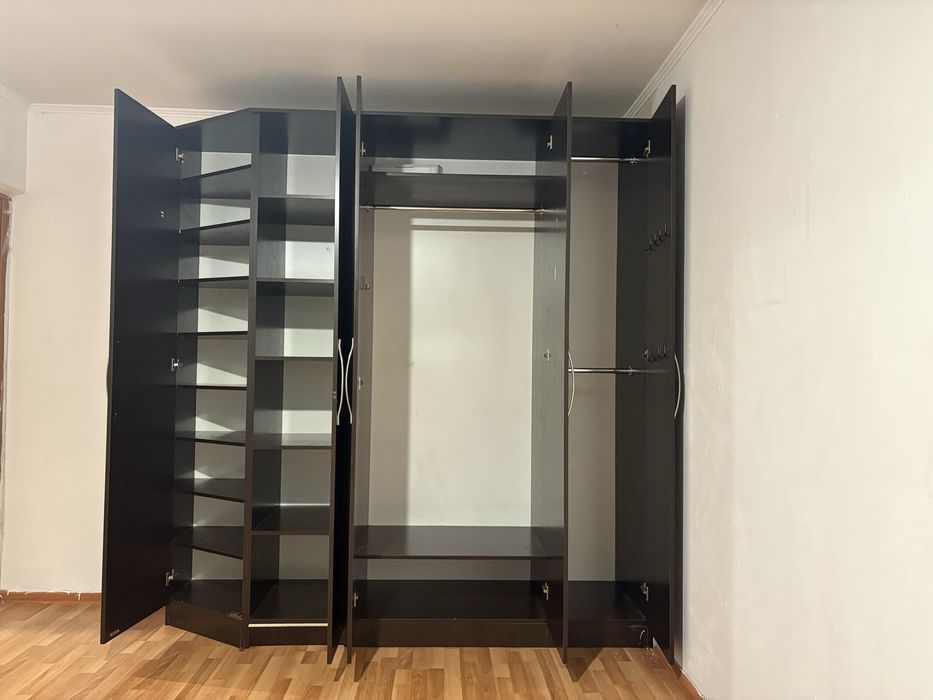 Продам шифоньер шкаф