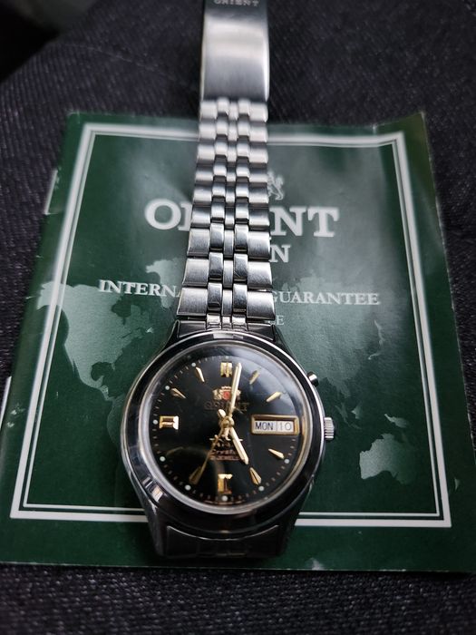 Продаются часы наручные мужские  Orient с автоподзаводом