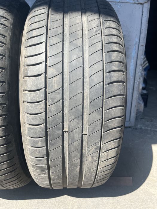 2 бр. летни гуми 225/50/17 Michelin AO DOT 4017 4 mm