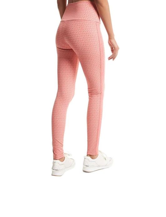 Нов клин Michael Kors