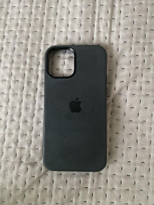 Кейсове 12 и 13pro