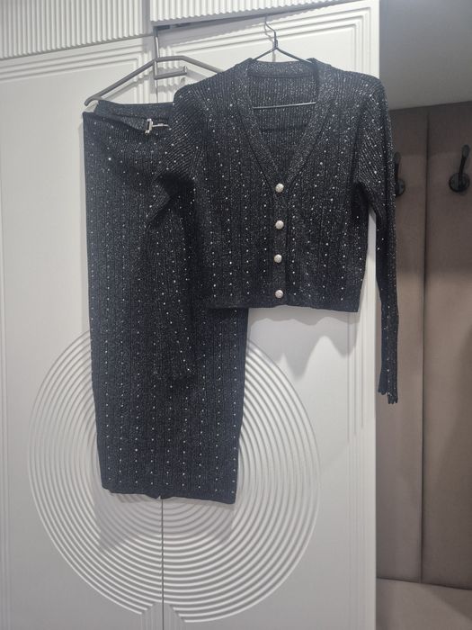 Продам платья в отличном состоянии.