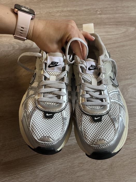 Чисто нови Nike V2K run 38 номер