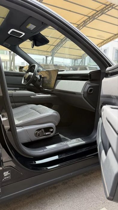Zeekr 7X 2025 модель 75kWh RWD Intelligent Driving
