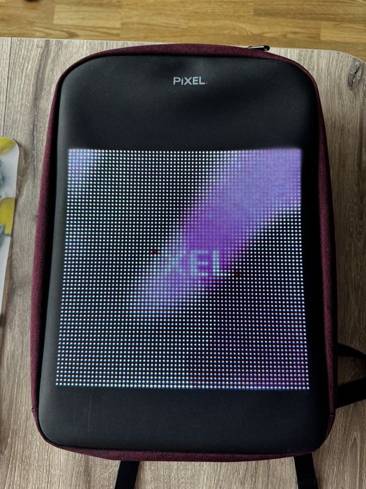 PIXEL LED раница с пиксел дисплей