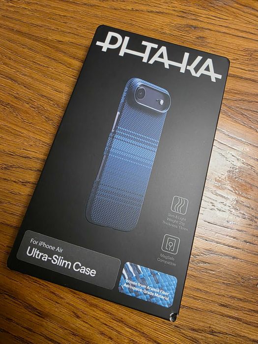 Кейсове Pitaka за iPhone 17 Pro, 17, Air Чисто нови.